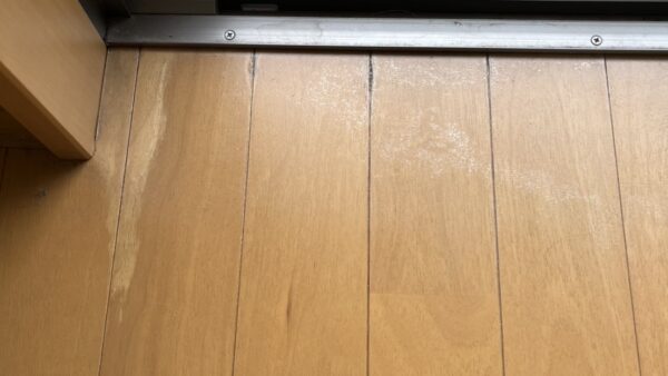フローリングの色褪せ補修/東京都東大和市/リペア