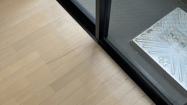 フローリングの日焼け色褪せ補修/東京都府中市/リペア