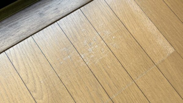 フローリングの傷補修/東京都瑞穂町/リペア