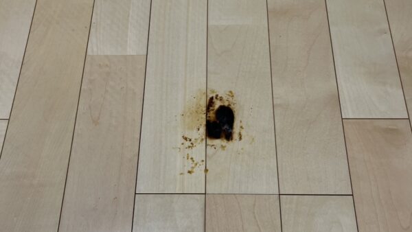 フローリングの焦げ補修/東京都国立市/リペア
