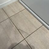 タイルの割れ補修/東京都八王子市/リペア